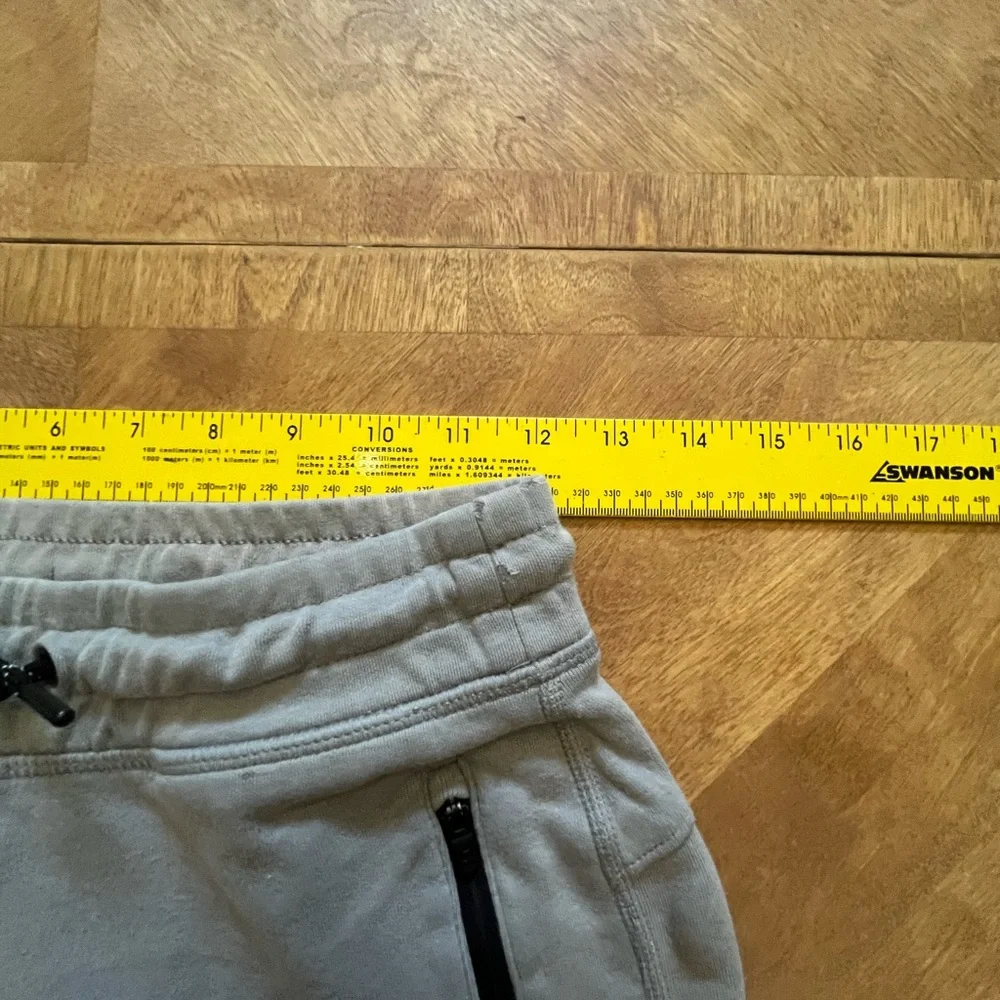 Grey Tie-Waist Shorts - GAP Kids - Black Zip Pockets - XXL (18-20)